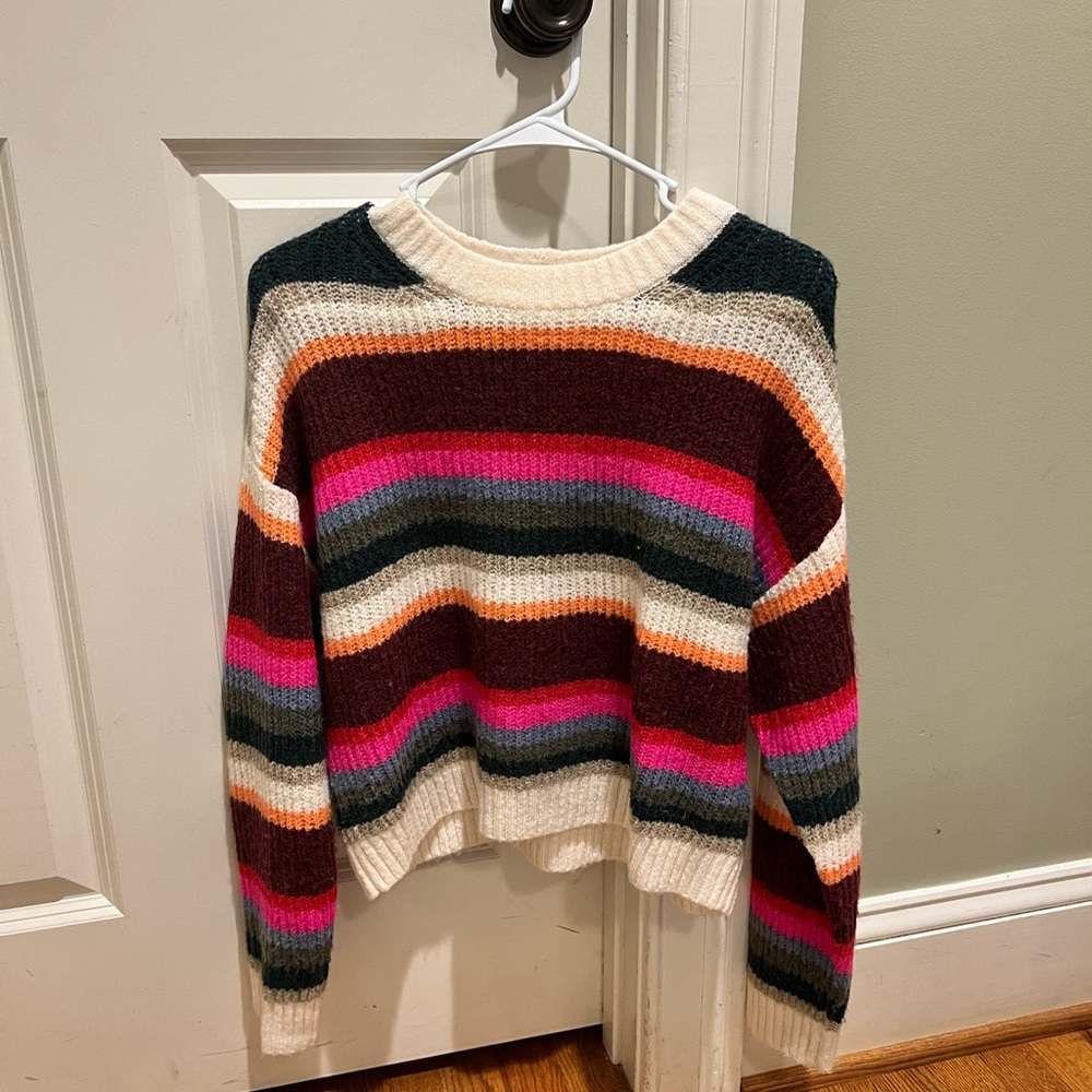 American Eagle striped sweater. Great condition, size adult small